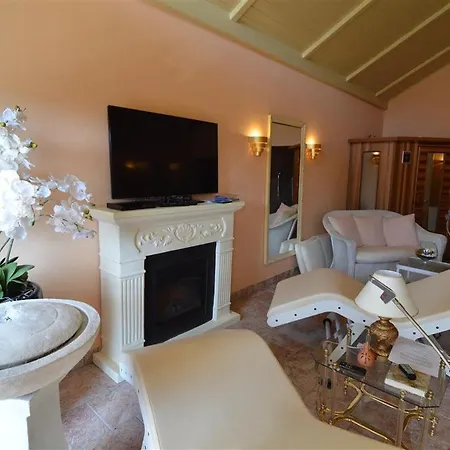 Bed & Breakfast Maarheide 3*